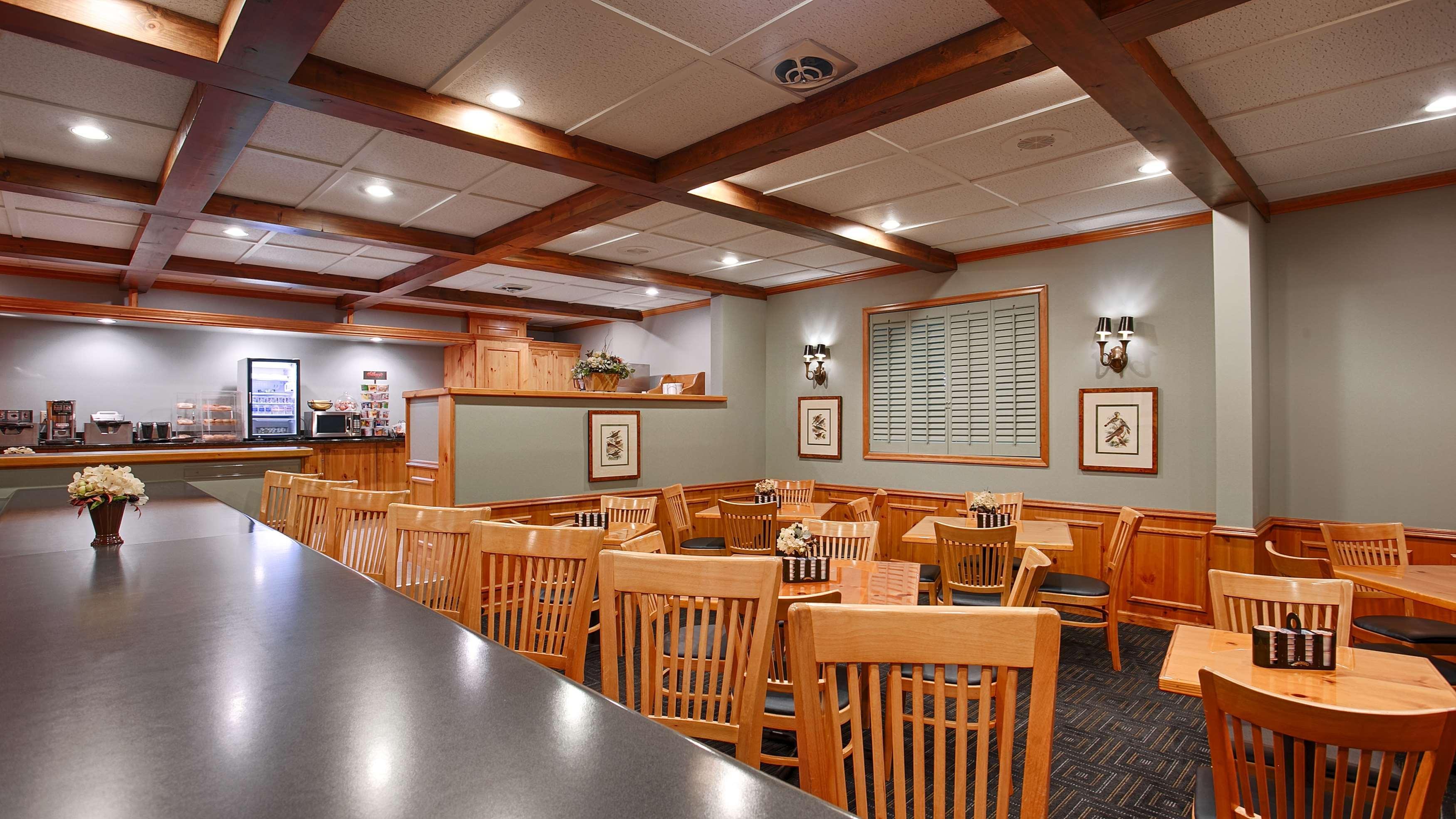 Best Western Inn Rice Lake Екстериор снимка