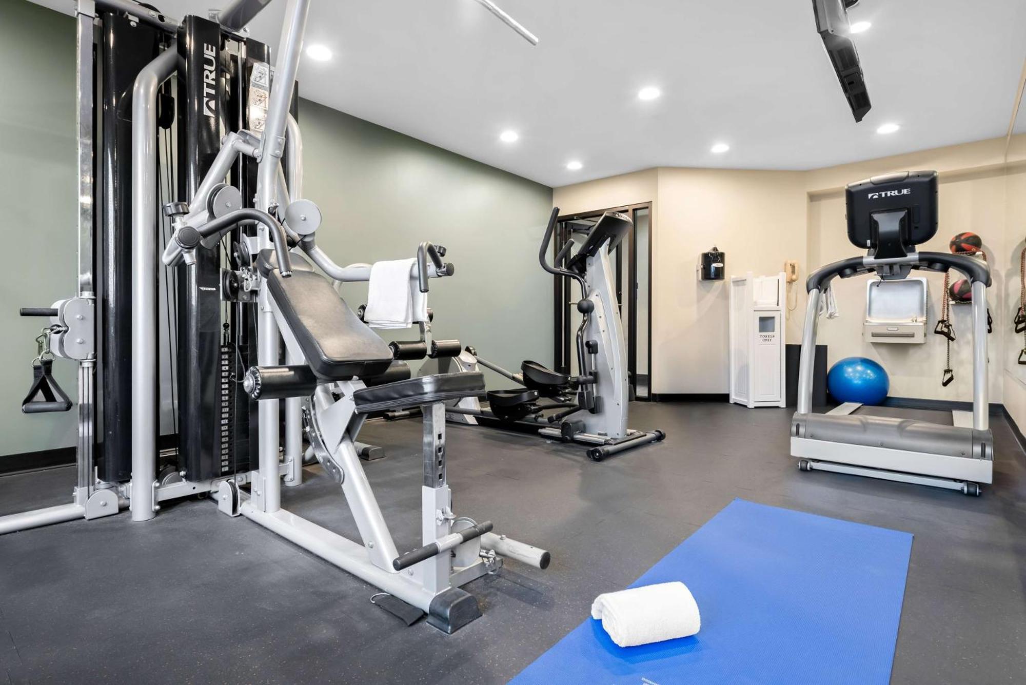Best Western Inn Rice Lake Екстериор снимка