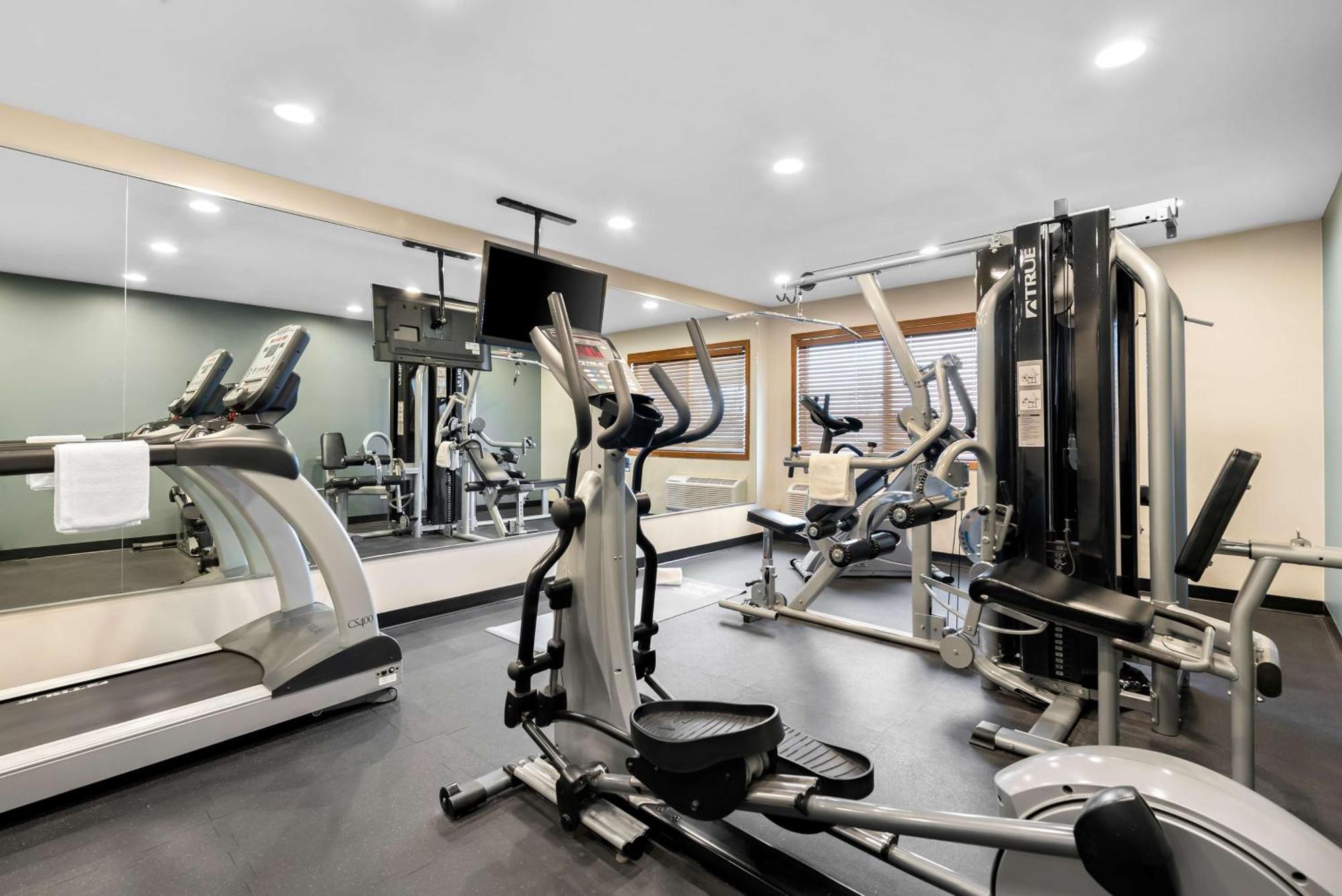 Best Western Inn Rice Lake Екстериор снимка