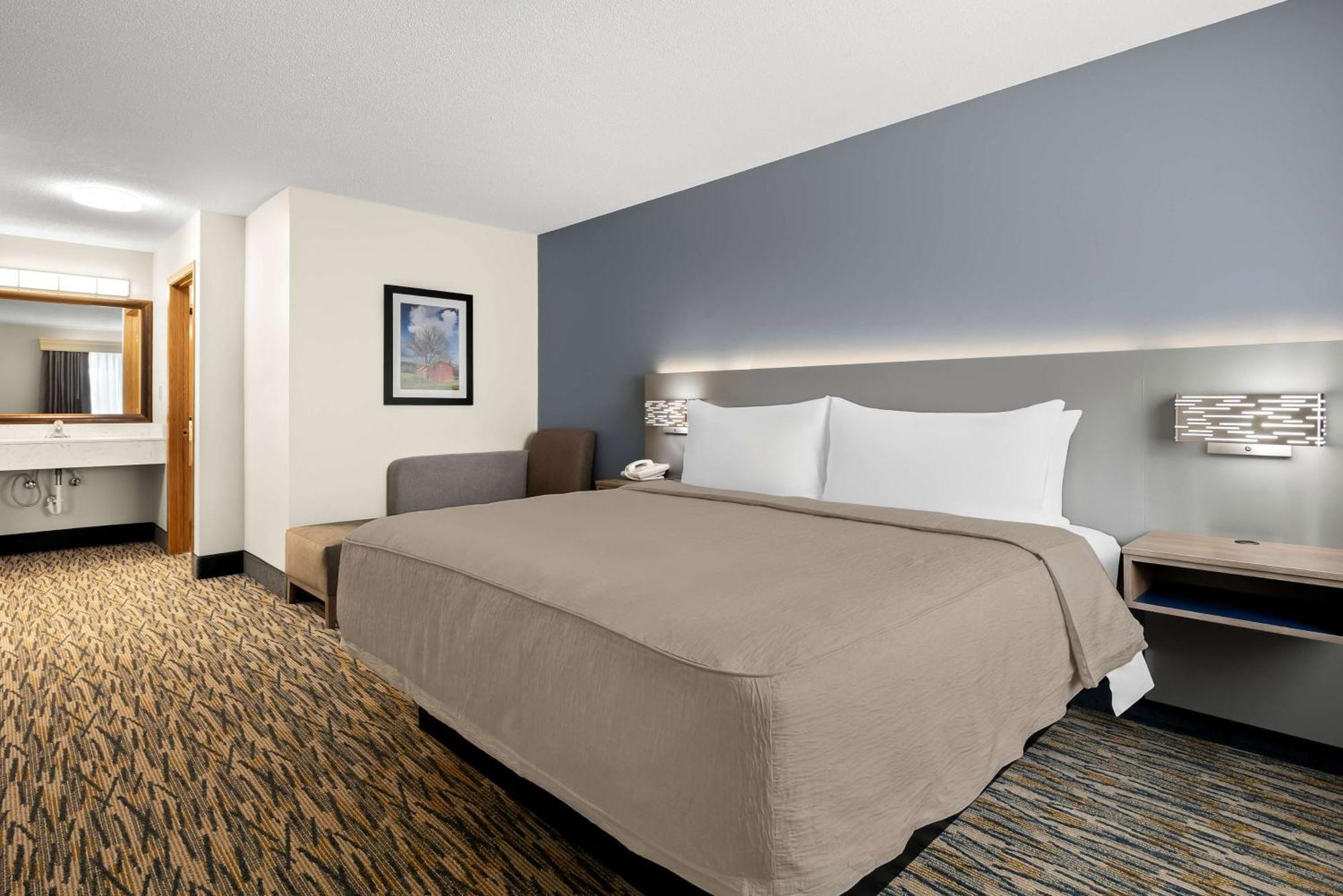 Best Western Inn Rice Lake Екстериор снимка