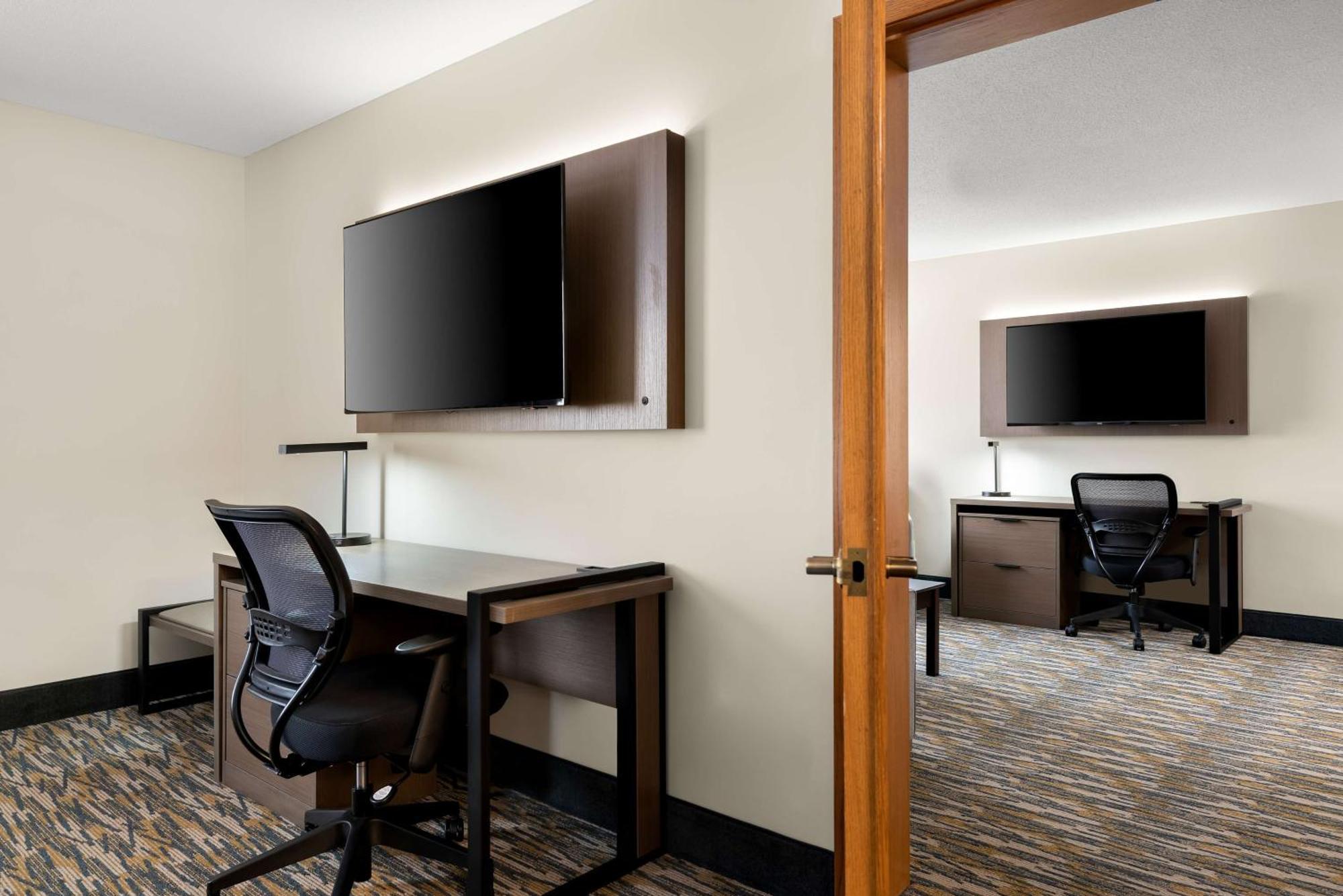 Best Western Inn Rice Lake Екстериор снимка