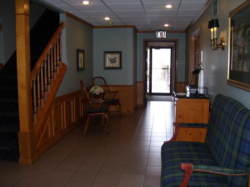 Best Western Inn Rice Lake Интериор снимка